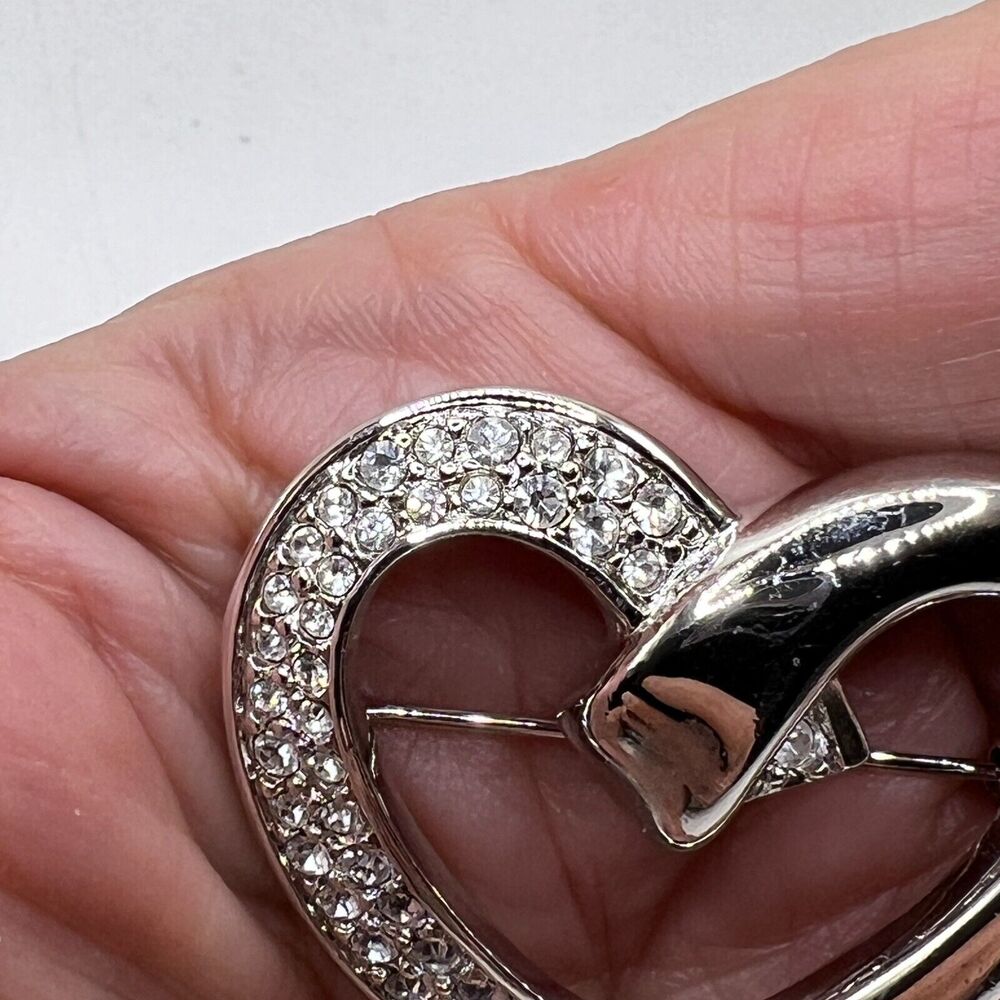 SWAROVSKI Swan Signed Sparkling Ice Crystal HEART BROOCH Pin Costume Jewelry - Picture 3 of 7